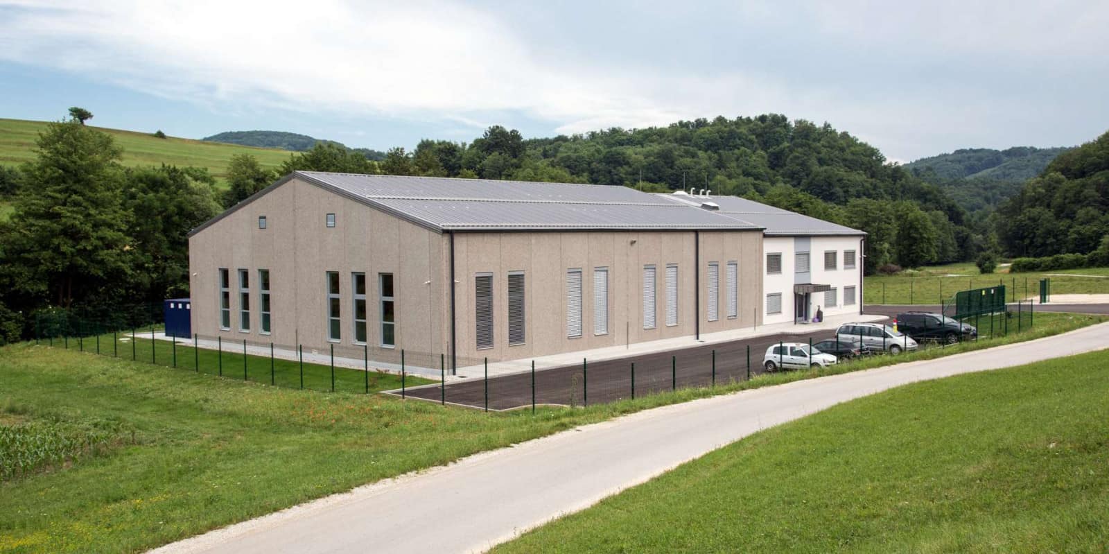 Delavnica, skrita v območju zelenega podeželja 3 Delavnica, skrita v območju zelenega podeželja 3